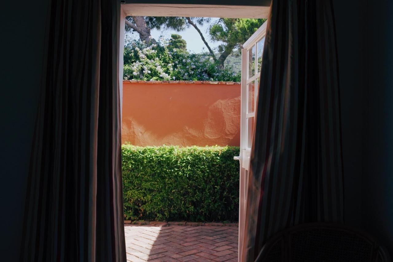 Hotel Madreselva - Grupo Califa ロス・カーニョス・デ・メカ エクステリア 写真